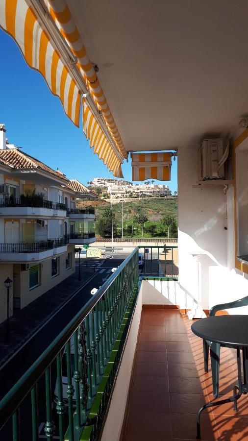 Calle Juzcar Uk Tv La Cala De Mijas Kültér fotó